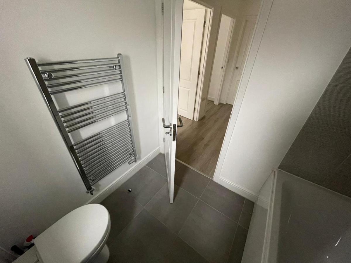 מנצ'סטר Modern Room With Huge Bed - Walk To City Centre! מראה חיצוני תמונה