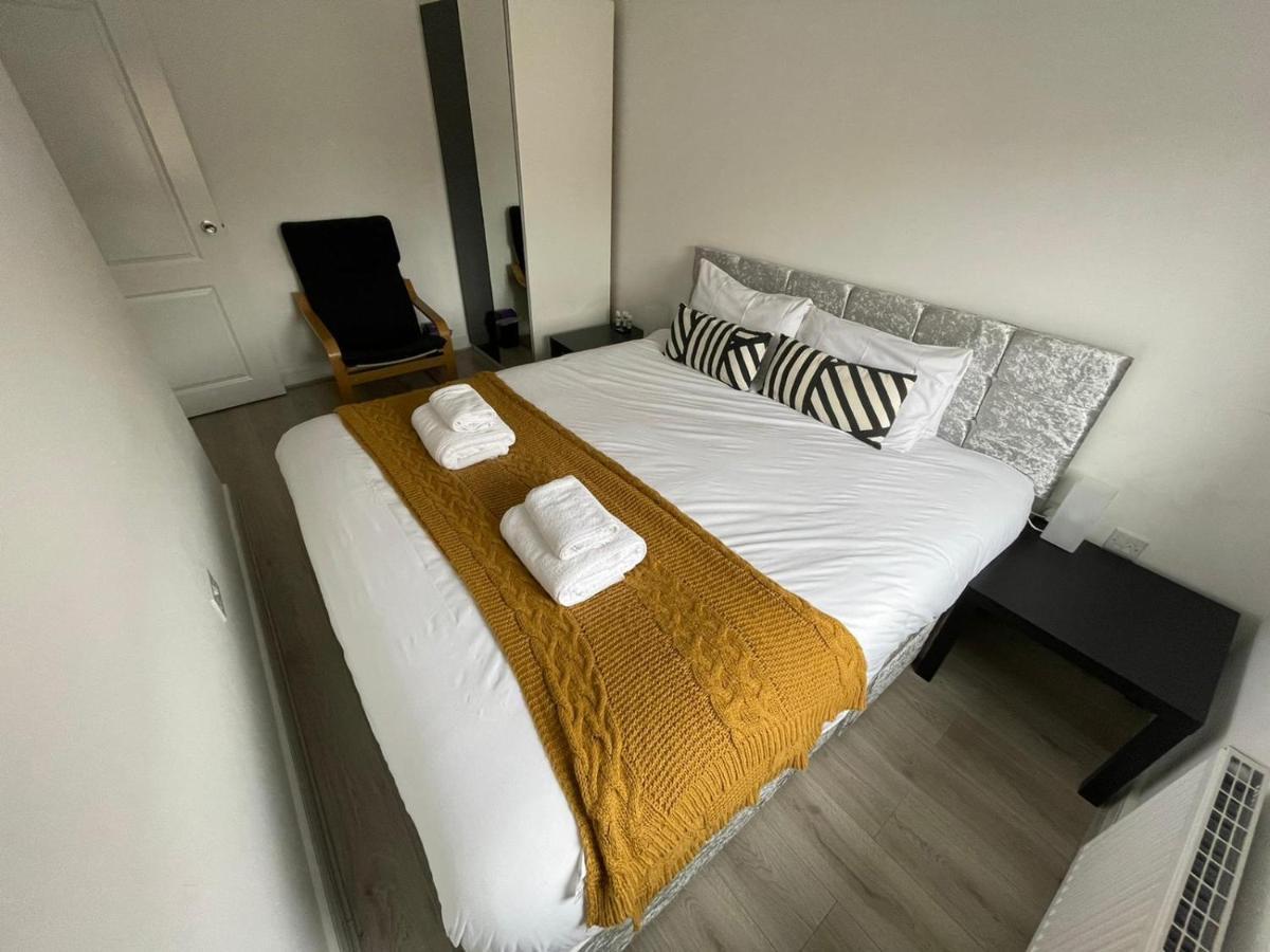 מנצ'סטר Modern Room With Huge Bed - Walk To City Centre! מראה חיצוני תמונה