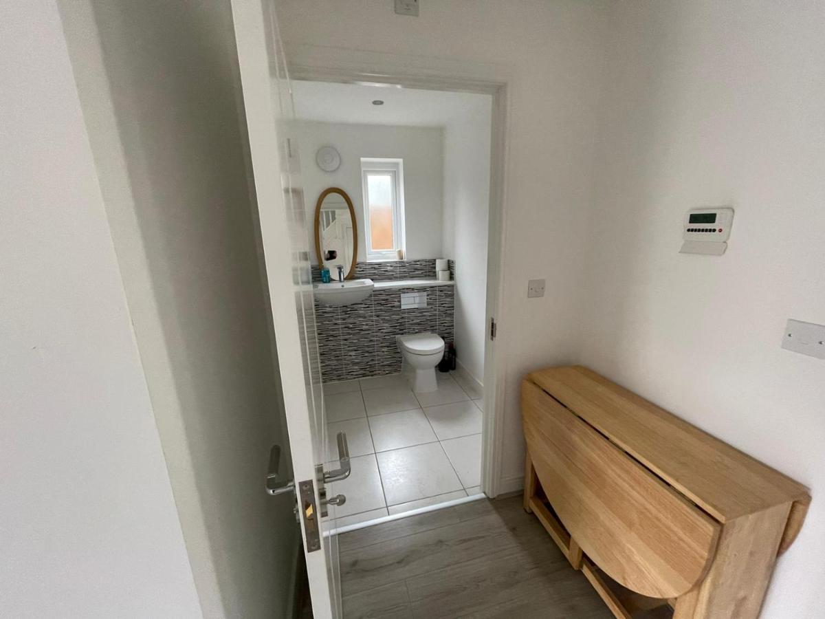 מנצ'סטר Modern Room With Huge Bed - Walk To City Centre! מראה חיצוני תמונה